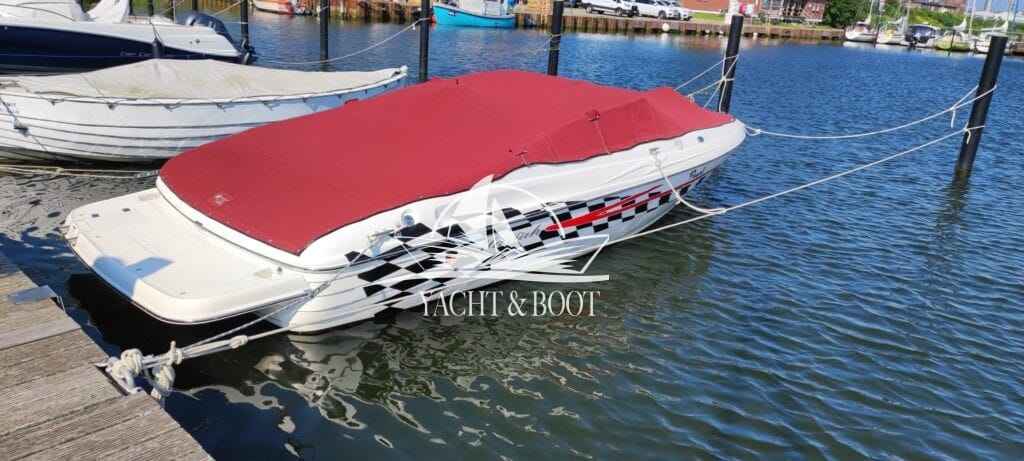 Motorboot Mariah SX24