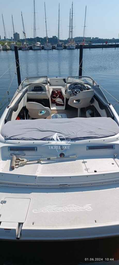 Motorboot Mariah SX24