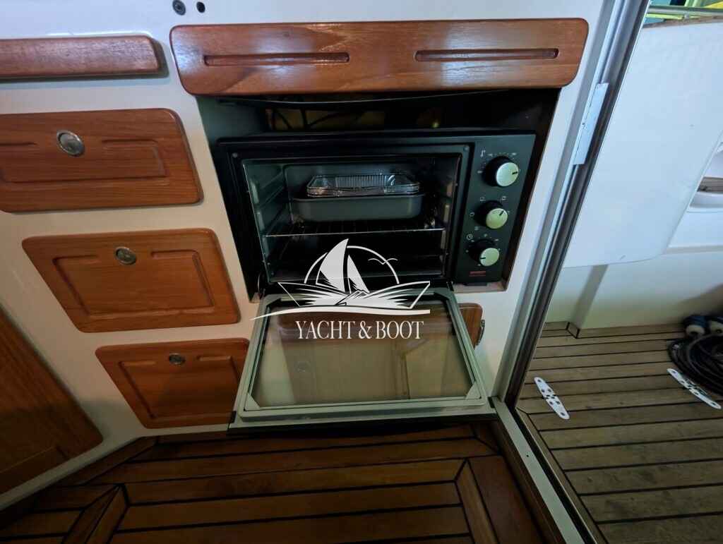 Motorboot Marex 33 Millenium