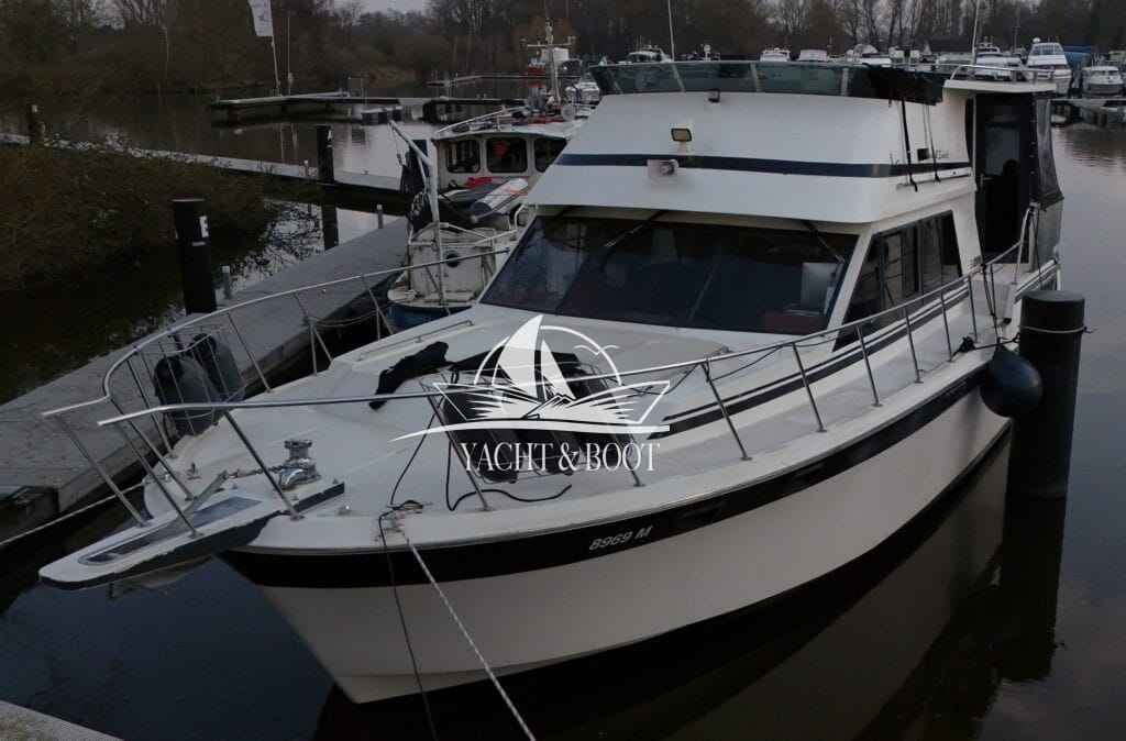 Motorboot Camargue Yacht 42 Sundeck