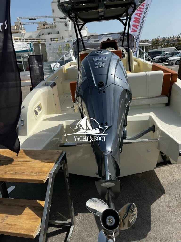 Motorboot Invictus Yacht Capoforte CX 270