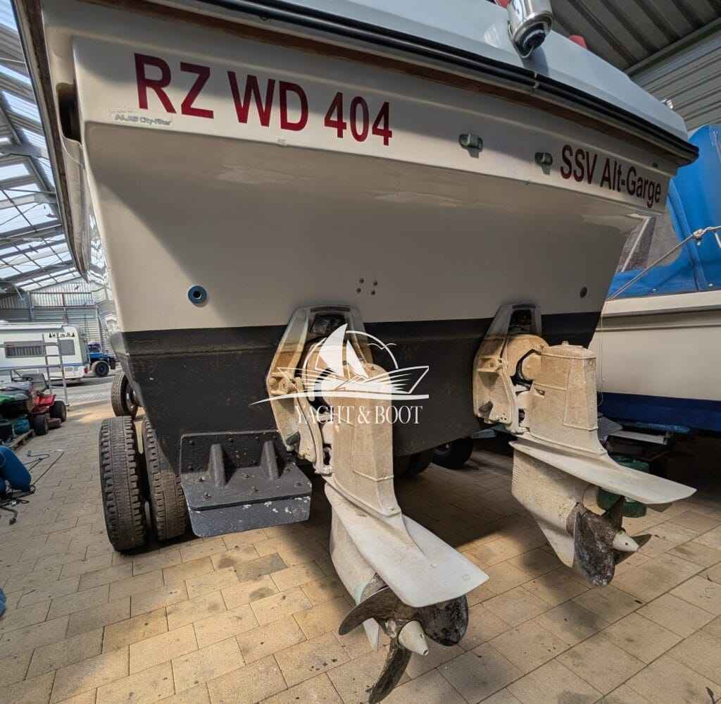 Motorboot Princess 32