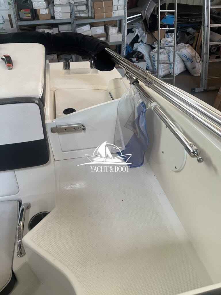 Motorboot Sea Ray 19 SPXE