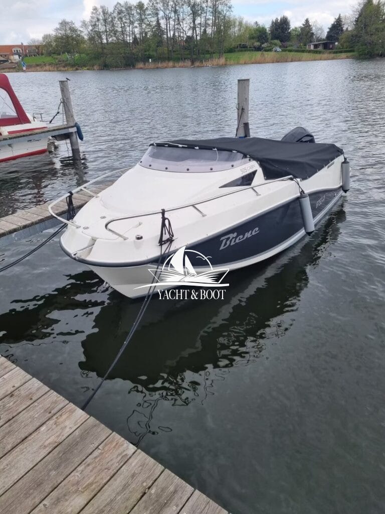 Motorboot Quicksilver 505 Cabin