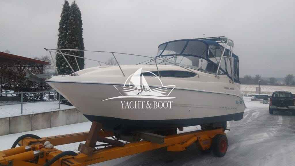 Motorboot Bayliner 265