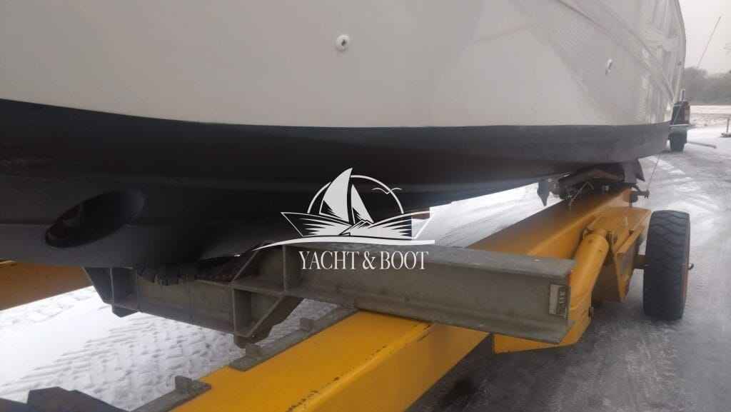 Motorboot Bayliner 265