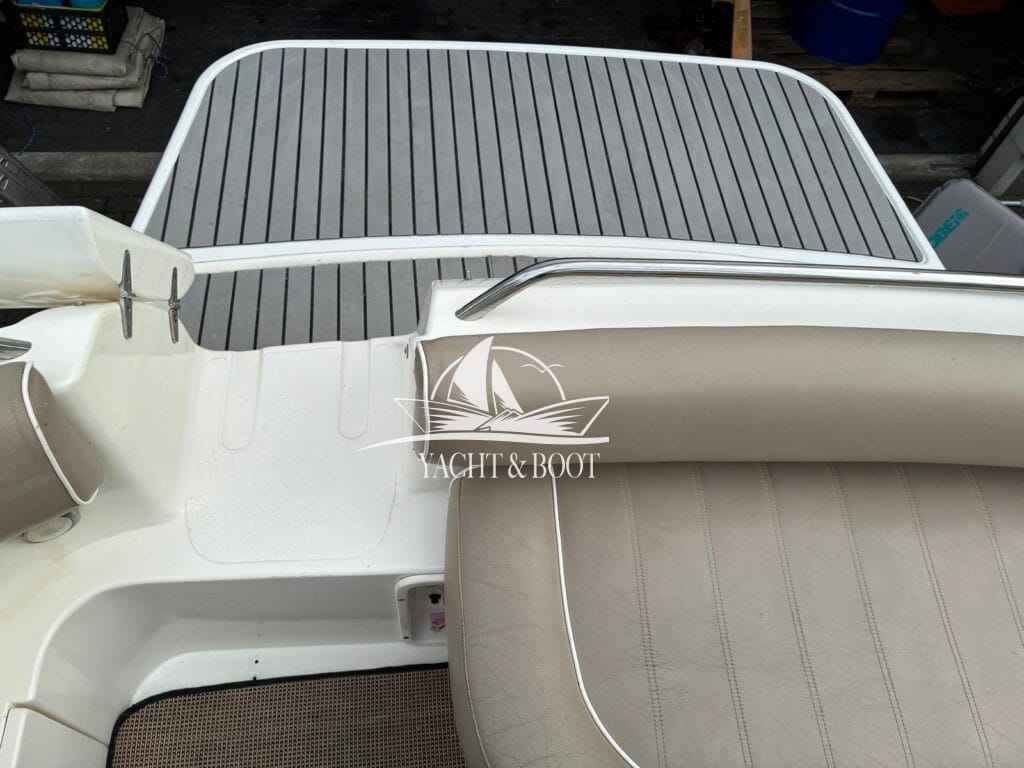 Motorboot Sealine S 270