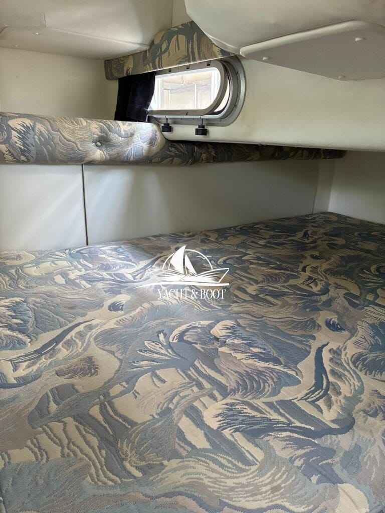 Motorboot Sealine S 270