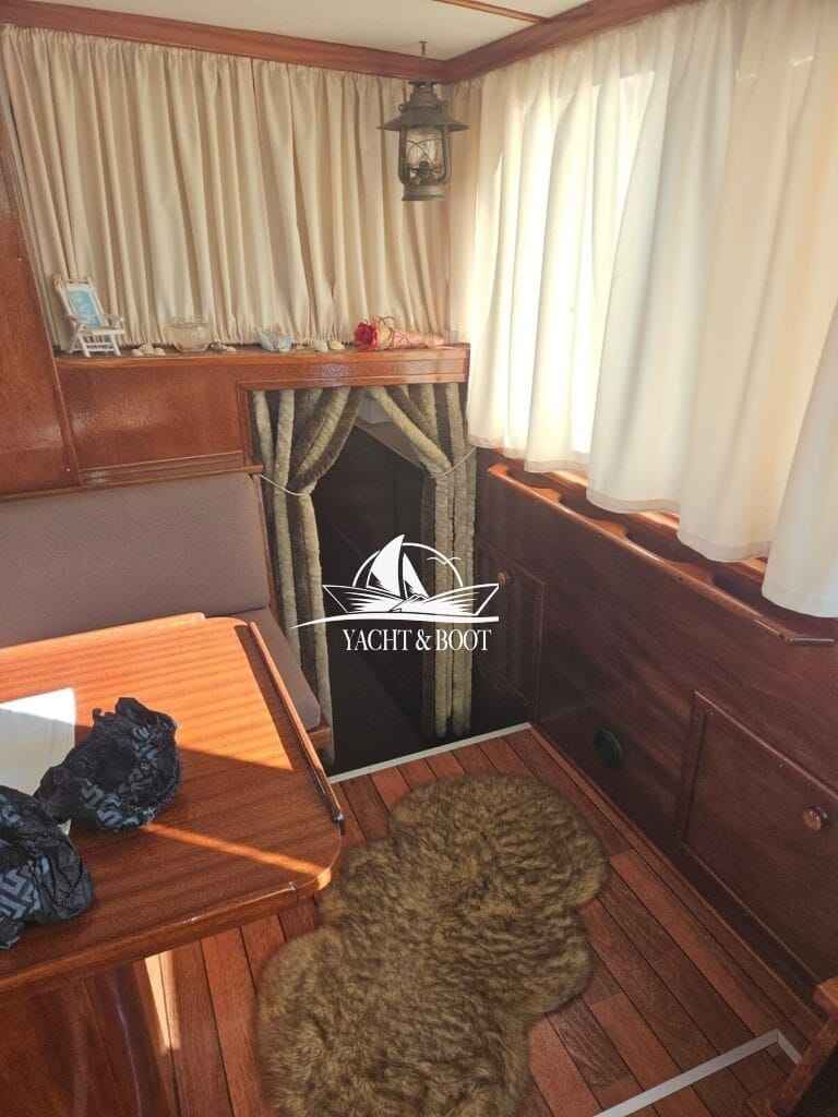 Motorboot Maxum Rubor 1100
