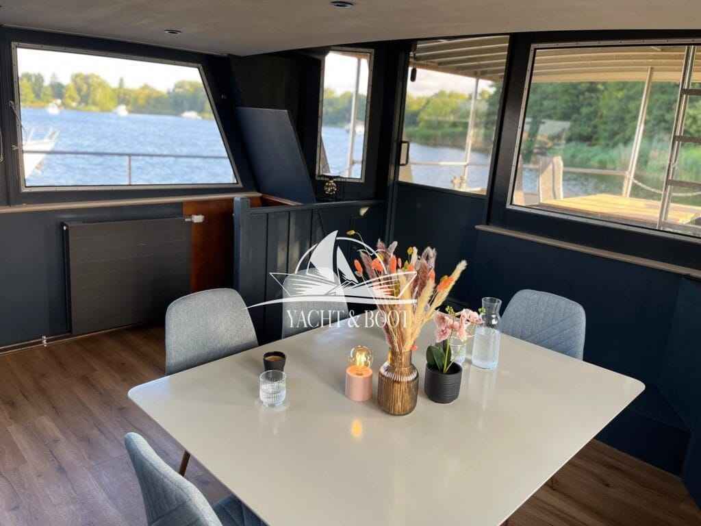 Motorboot holländischer Werftbau Motoryacht