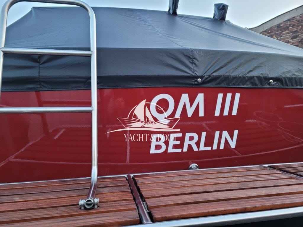 Motorboot holländischer Werftbau Crowntrawler 830