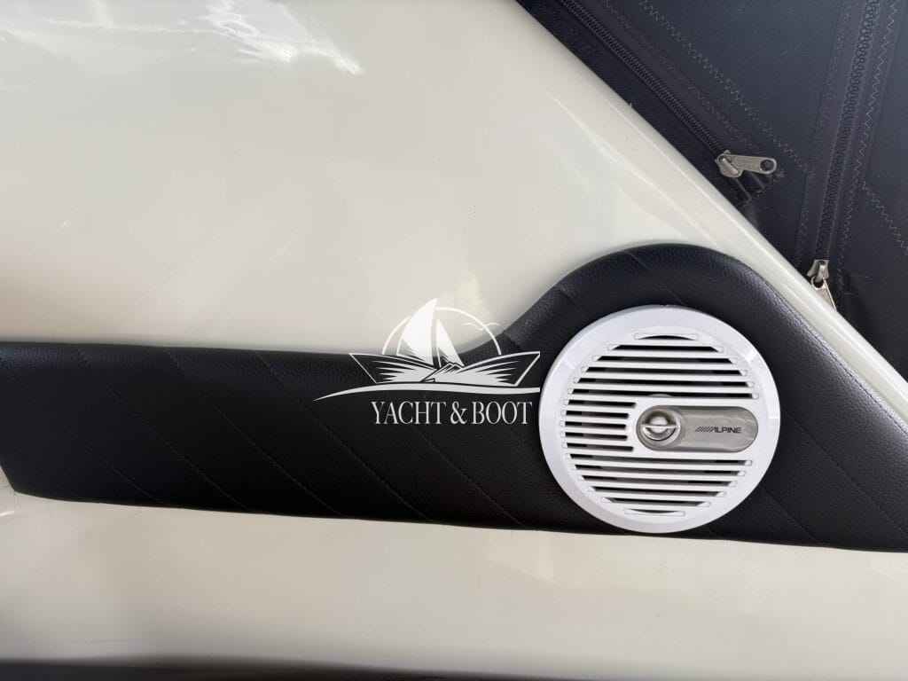 Motorboot Sea Ray Sundancer 370