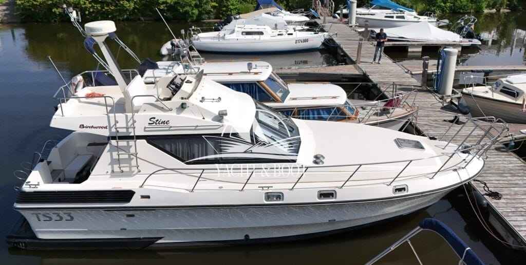 Motorboot Birchwood T.S. 33