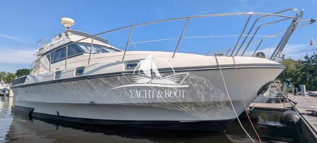 Motorboot Birchwood T.S. 33