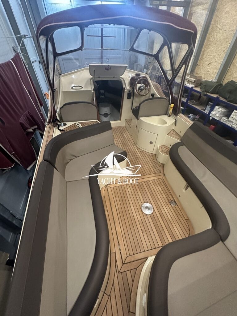 Motorboot Oud Huijzer 700 Cabine