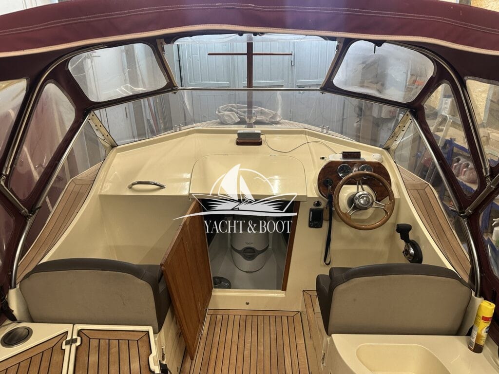 Motorboot Oud Huijzer 700 Cabine