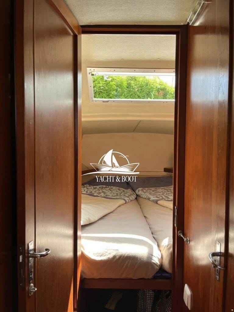 Motorboot Fjord 30 Cabin
