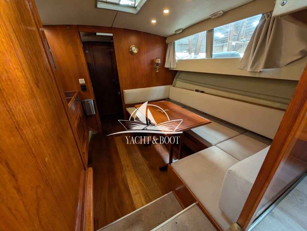 Motorboot Fjord 30 Cabin
