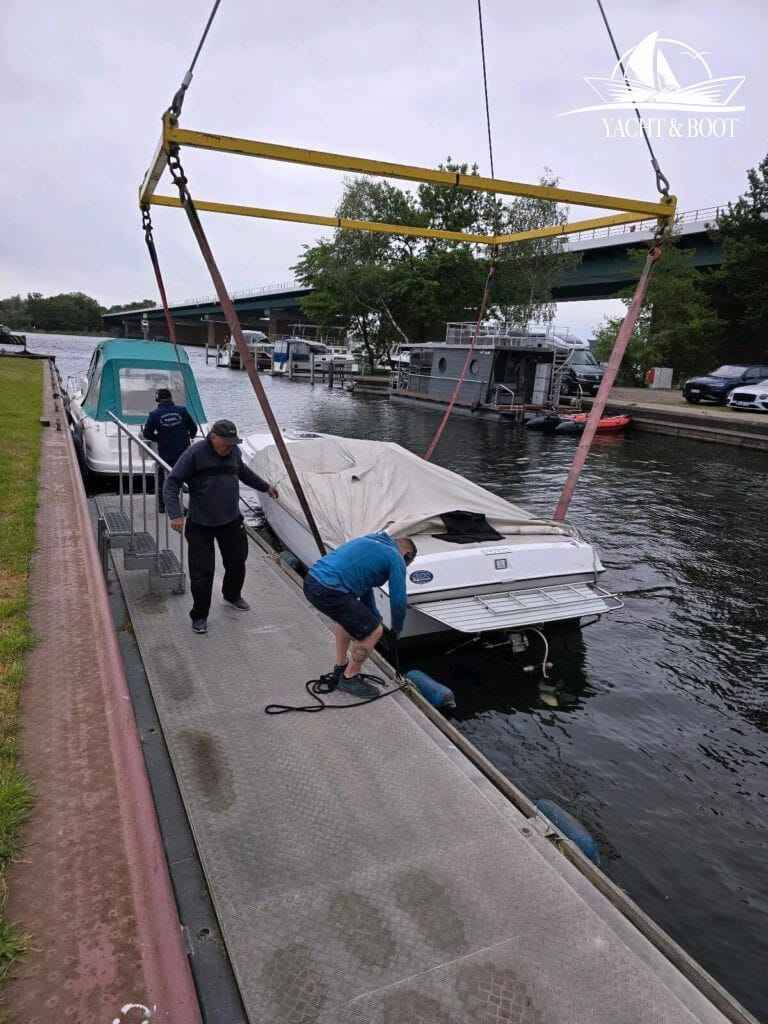 Motorboot Chris Craft Scorpion 260 SL