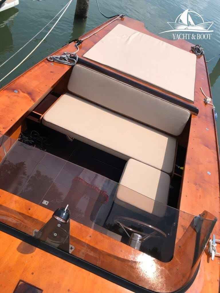 Motorboot Wiking Variant