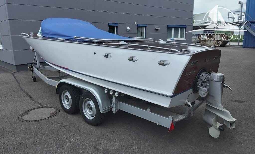 Motorboot Züllig Ascona