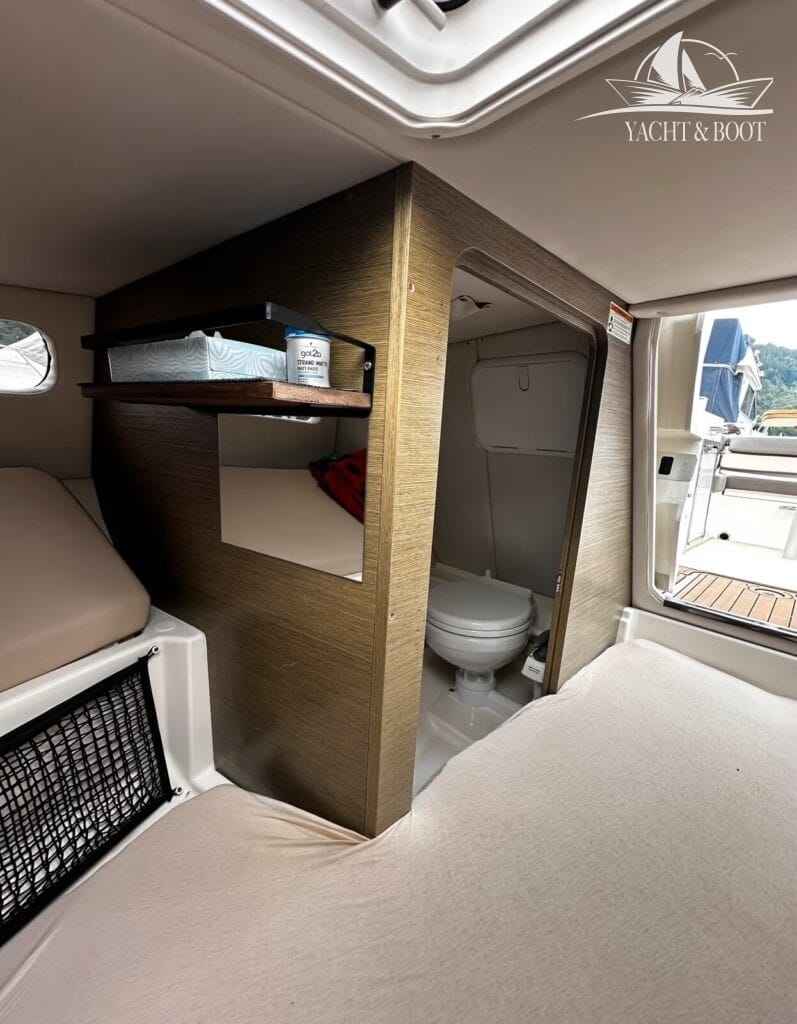 Motorboot Bayliner VR6 C