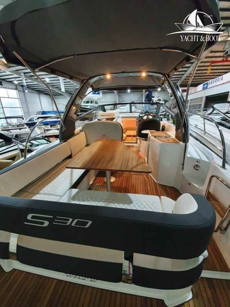 Motorboot Bavaria S 30 Open