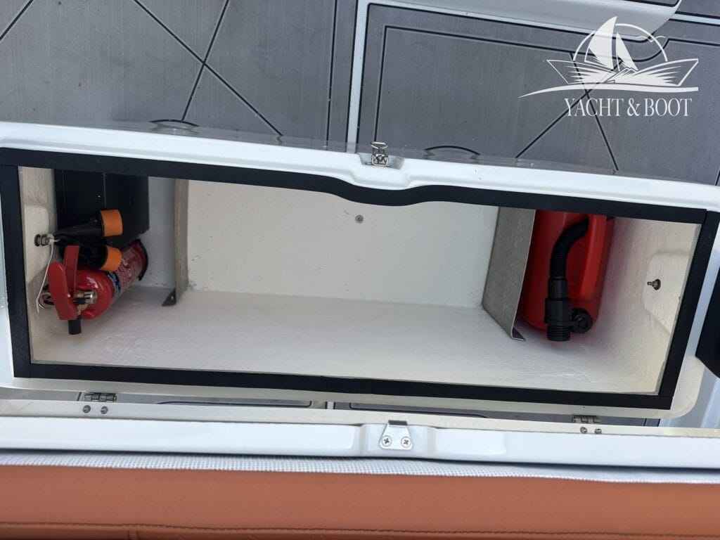 Motorboot Nerius 530