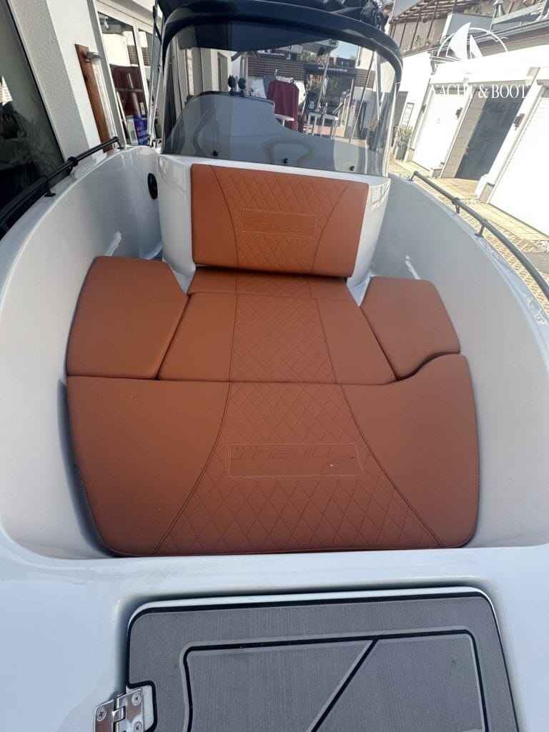 Motorboot Nerius 530