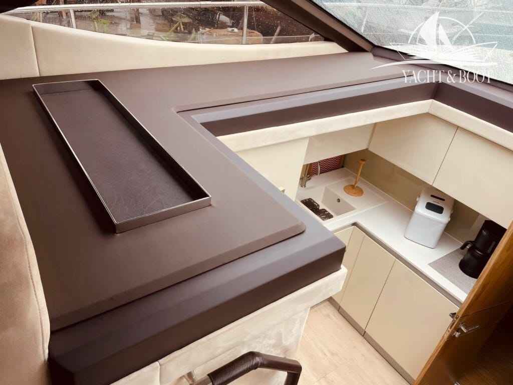 Motorboot Sessa Marine F 54