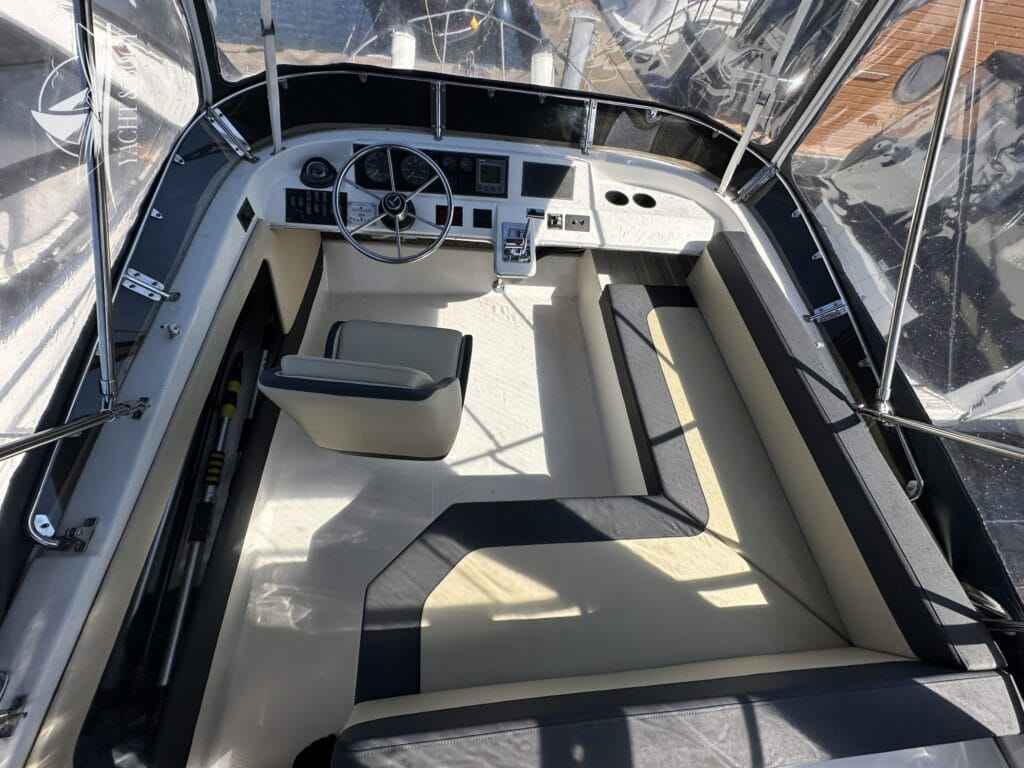 Motorboot Bayliner 2858 Flybridge