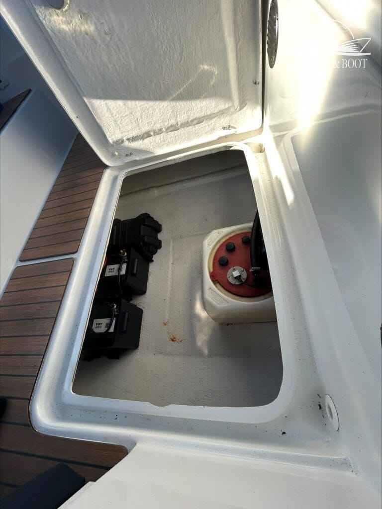Motorboot Aqua Royal 680 Cruiser