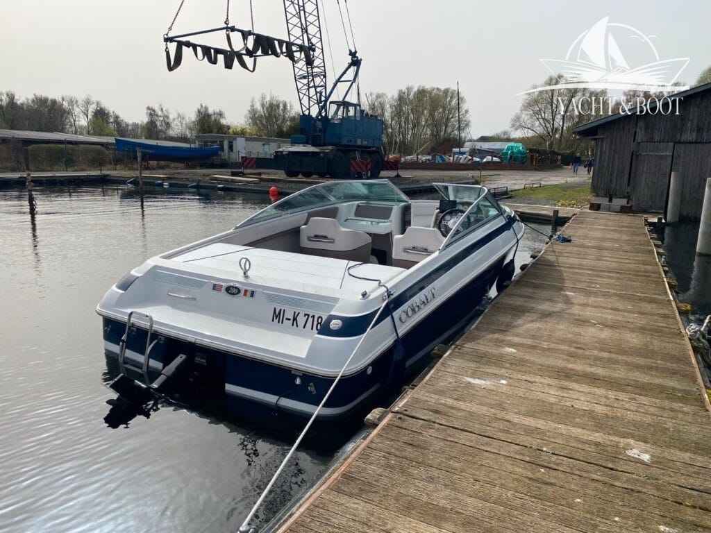 Motorboot Cobalt 200
