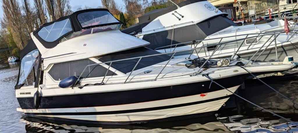 Motorboot Bayliner (US) Cierra 2858 Fly