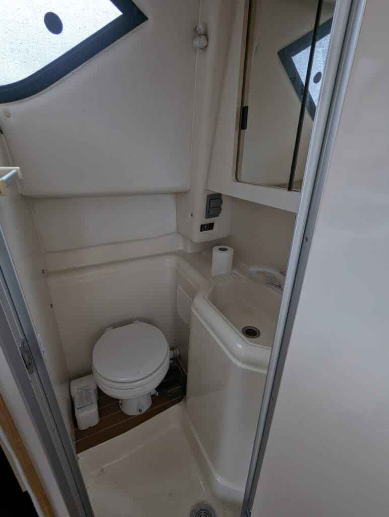 Motorboot Bayliner (US) Cierra 2858 Fly