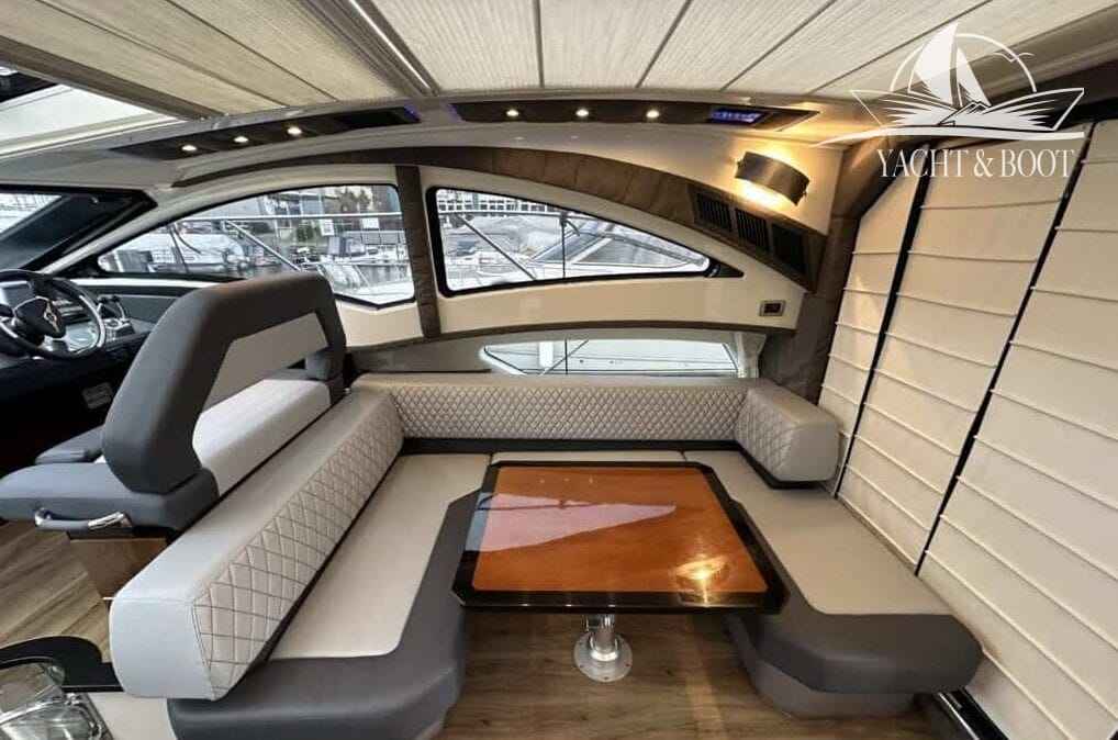 Motorboot Marquis 420 Sport Coupe