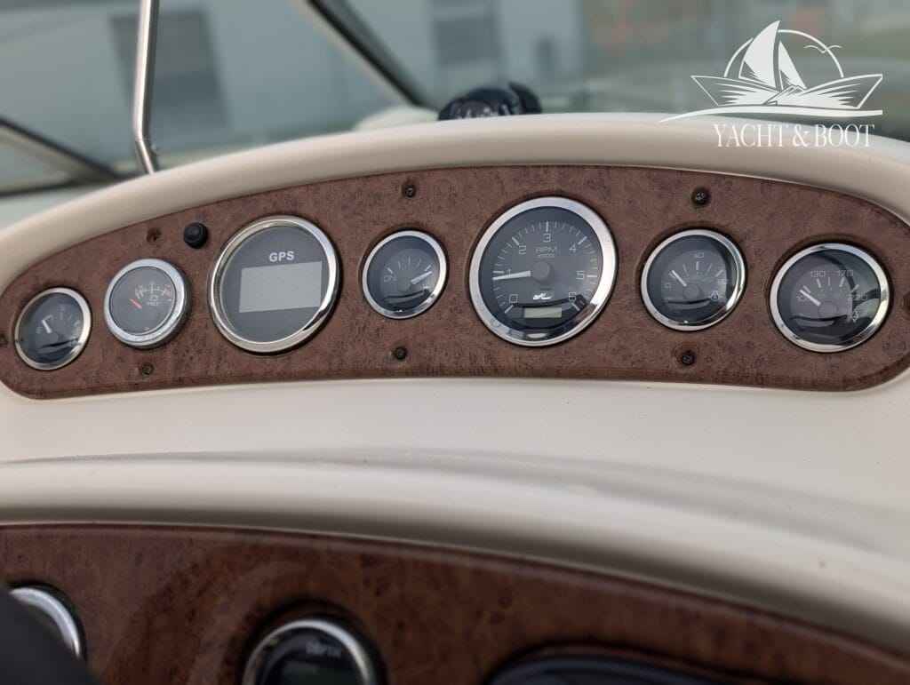 Motorboot Sea Ray 240 DA Sundancer