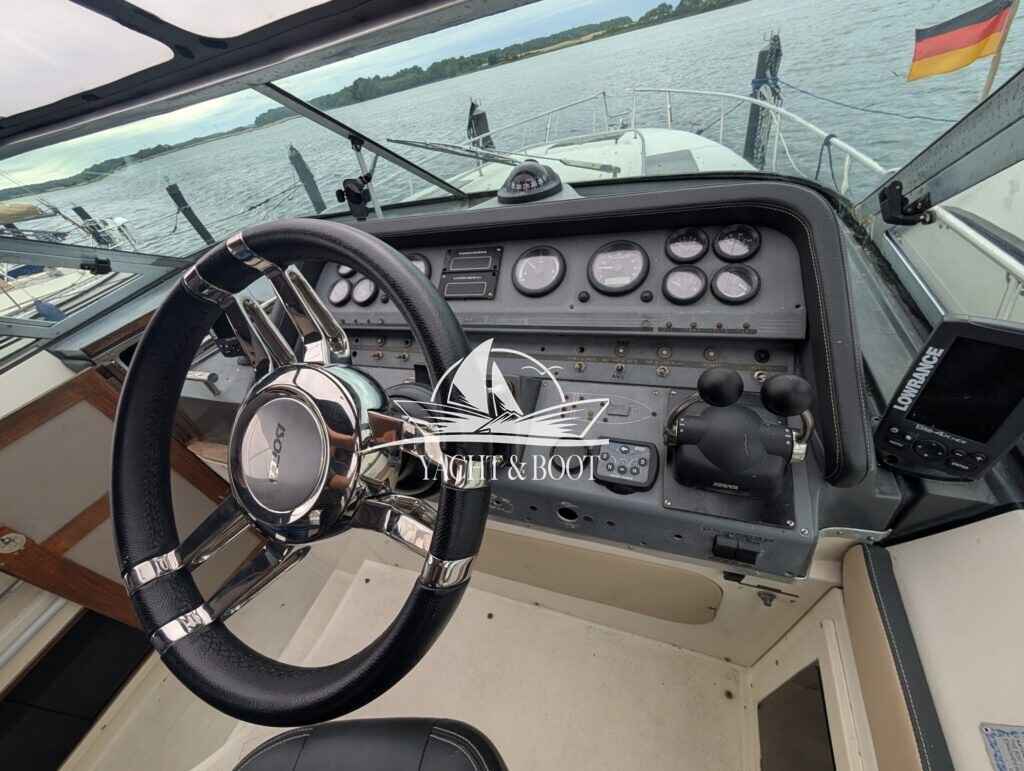 Motorboot Cruiser Yachts 3270 Esprit