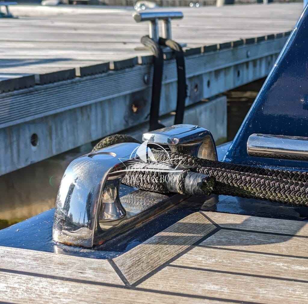 Motorboot Bruce Roberts Europe 1200
