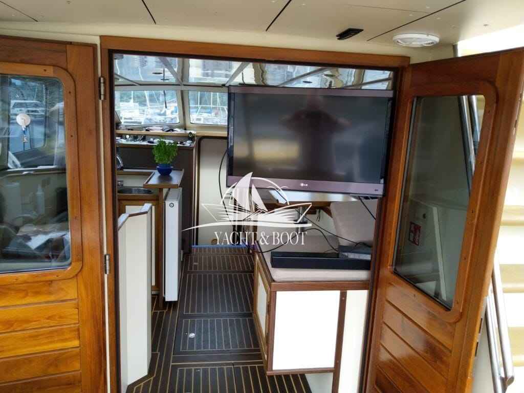 Motorboot Bruce Roberts Europe 1200