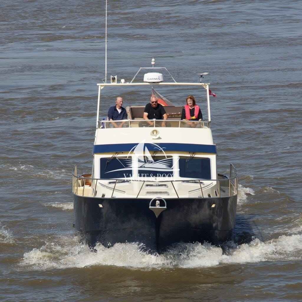 Motorboot Bruce Roberts Europe 1200