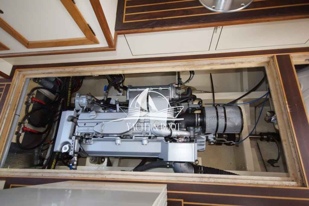 Motorboot Bruce Roberts Europe 1200