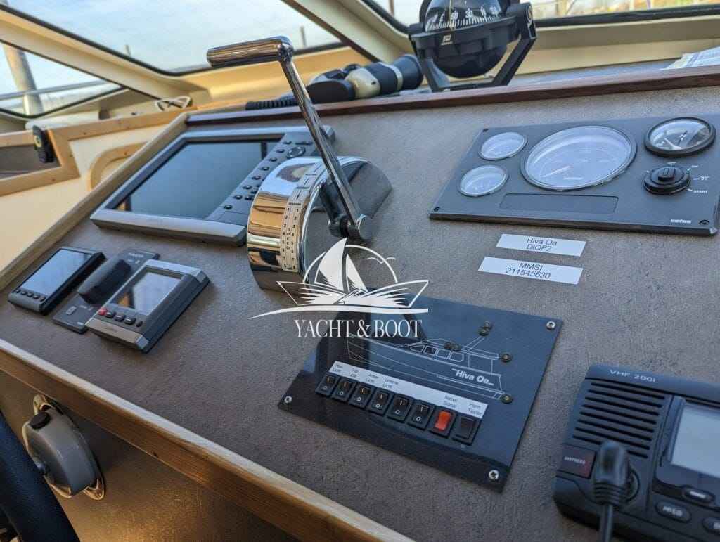 Motorboot Bruce Roberts Europe 1200