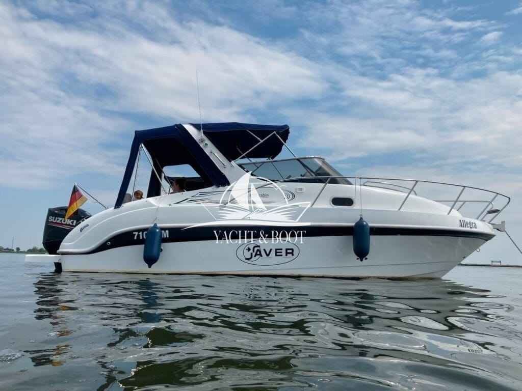 Motorboot Saver 690 Cabin