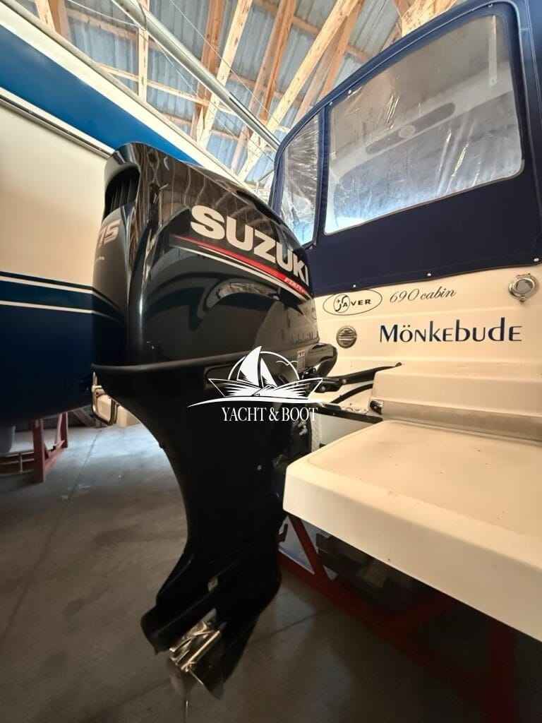 Motorboot Saver 690 Cabin