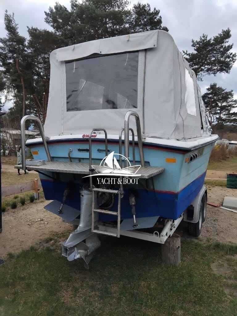 Motorboot Draco Tramp