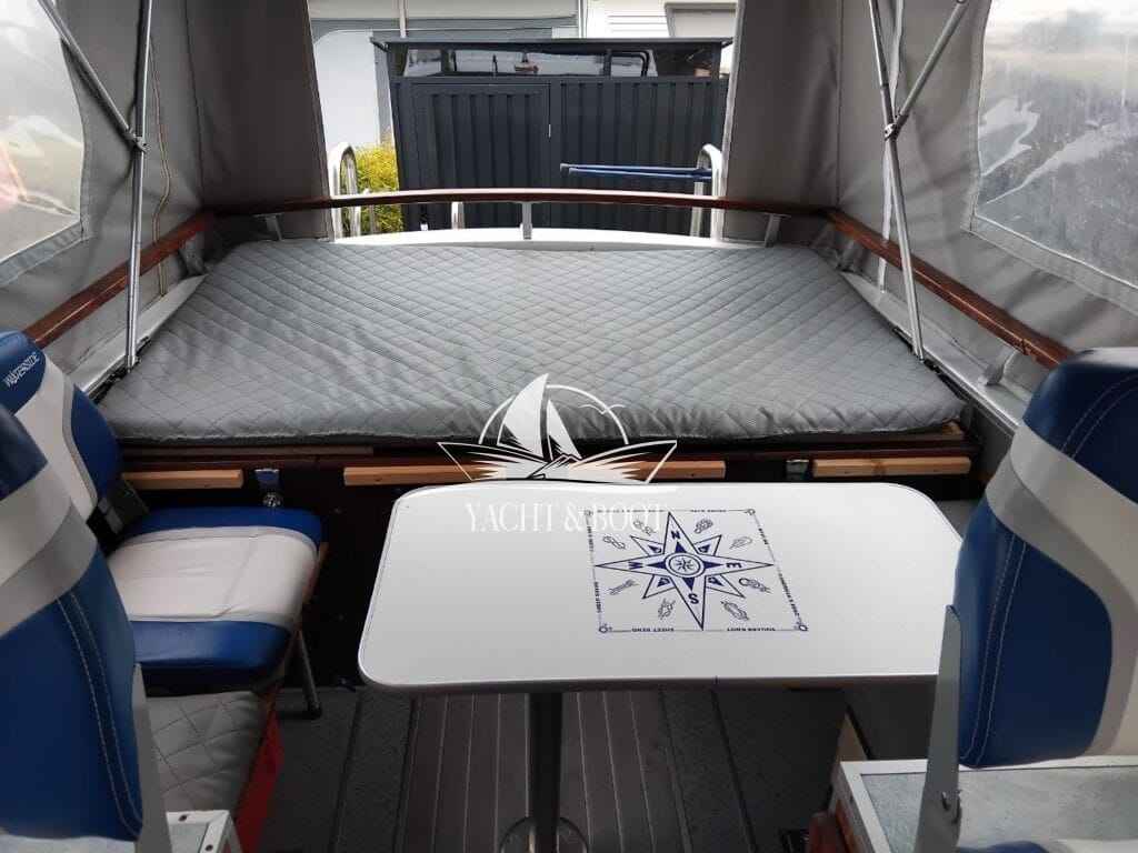 Motorboot Draco Tramp