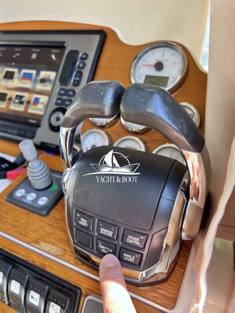 Motorboot Doral 37 PATROL