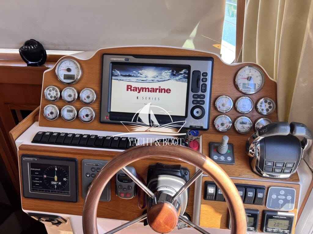 Motorboot Doral 37 PATROL