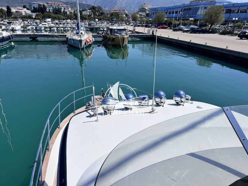 Motorboot Doral 37 PATROL